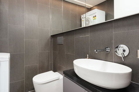 Newtown's Best Designer Apartment - Accommodation Georgetown 3