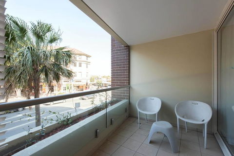 Grande Esplanade Studio - Accommodation Georgetown 12