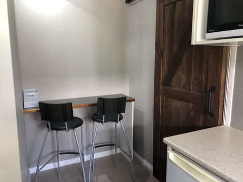 Chanticleer Gardens Barn Cottage With A Pool - Accommodation Georgetown 23