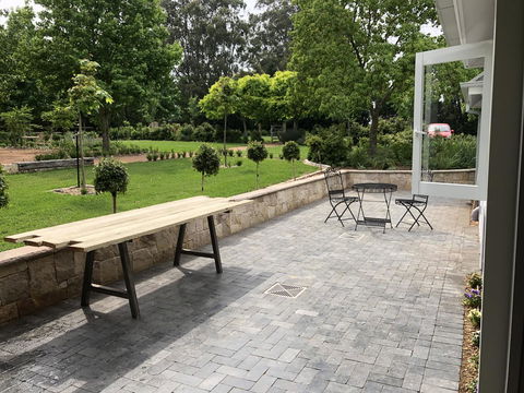 Chanticleer Gardens Barn Cottage With A Pool - Accommodation Georgetown 26