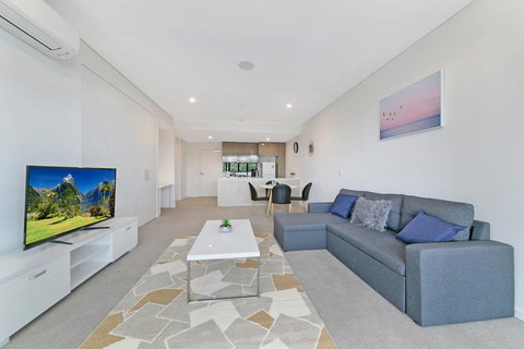 Stylish And Neat Two Bed Apartment In Wentworth Point - Accommodation Georgetown 1