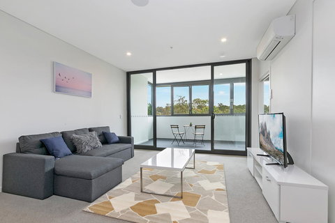 Stylish And Neat Two Bed Apartment In Wentworth Point - Accommodation Georgetown 0