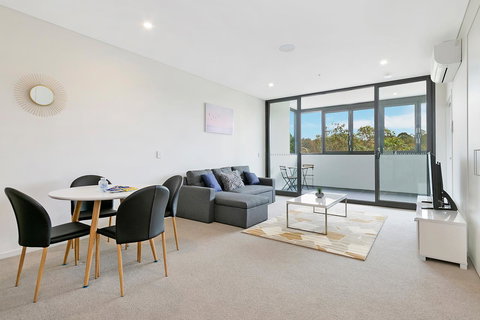 Stylish And Neat Two Bed Apartment In Wentworth Point - Accommodation Georgetown 4