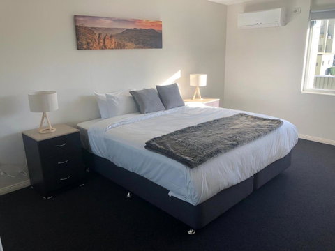 Carlton Suites - Accommodation Georgetown 1