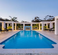 One Mile Mansion - Private Coastal Retreat FREE FAMILY ADVENTURE PASS - Accommodation Georgetown