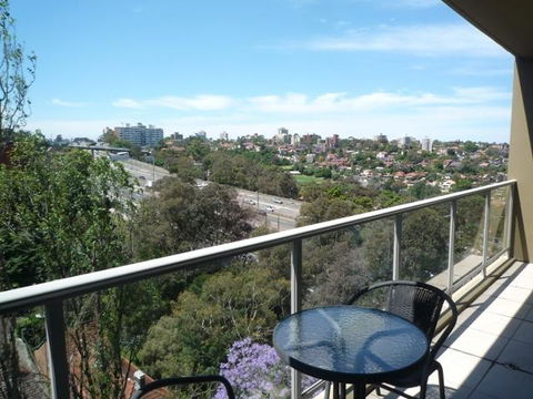 Wyndel Apartments North Sydney - Harbour Watch - Accommodation Georgetown 3