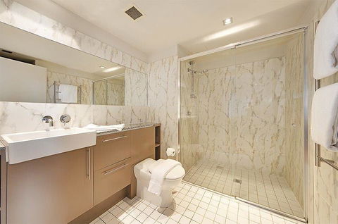 Wyndel Apartments North Sydney - Harbour Watch - Accommodation Georgetown 5