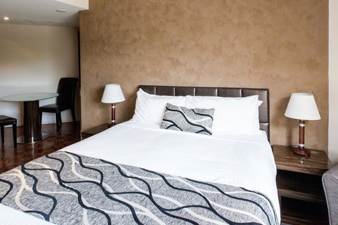 Seasons Darling Harbour - Accommodation Georgetown 11