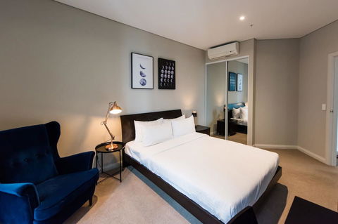 180Â° Water View Three Bedroom (wooden Furniture) - Accommodation Georgetown 8