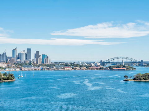 Panoramic Harbour Views And Unbeatable Comfort - Accommodation Georgetown 1