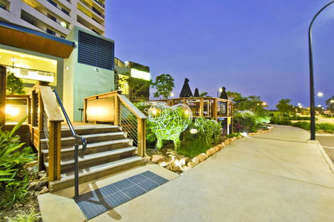 Nomikis\'On The Avenue - Accommodation Georgetown 2
