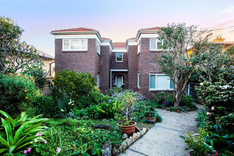 Art Deco Apartment With Breathtaking Water Views - Accommodation Georgetown 13
