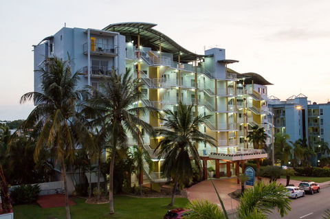 Cullen Bay Resorts - Accommodation Georgetown 11