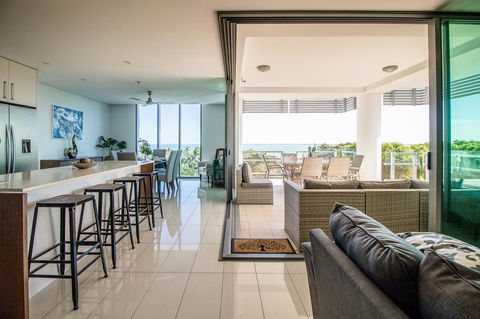 ZEN BY THE WATER - Esplanade Darwin Retreat - Accommodation Georgetown 1