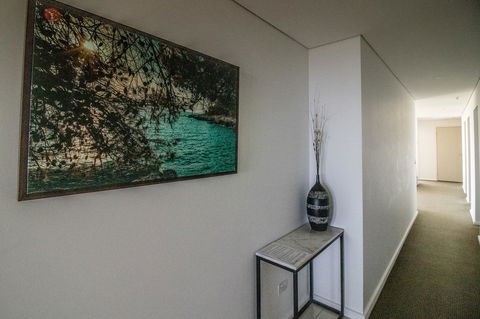 ZEN BY THE WATER - Esplanade Darwin Retreat - Accommodation Georgetown 37