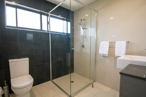 Magnum Serviced Apartments - Accommodation Georgetown 35