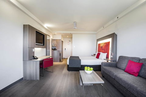 Novotel Darwin CBD - Accommodation Georgetown 9