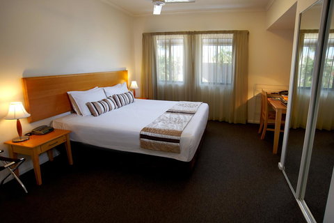 Metro Advance Apartments & Hotel - Accommodation Georgetown 8