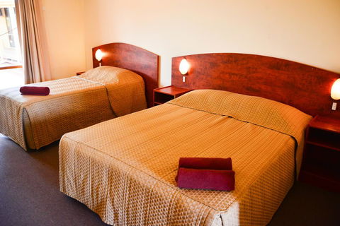 Erldunda Desert Oaks Resort - Accommodation Georgetown 33