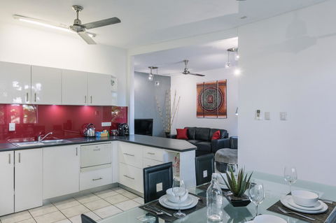 CitySide Apartment - 2 Bedroom With Private Courtyard - Accommodation Georgetown 0