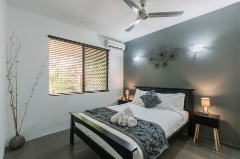 CitySide Apartment - 2 Bedroom With Private Courtyard - Accommodation Georgetown 17