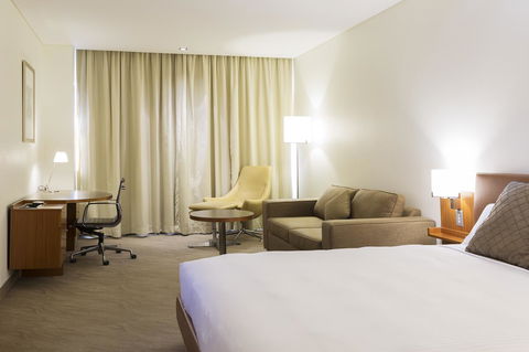 Novotel Canberra - Accommodation Georgetown 33