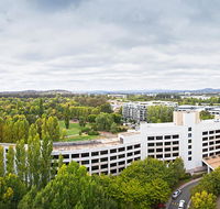 Crowne Plaza Canberra - Accommodation Georgetown