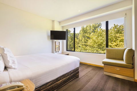 Crowne Plaza Canberra, An IHG Hotel - Accommodation Georgetown 30