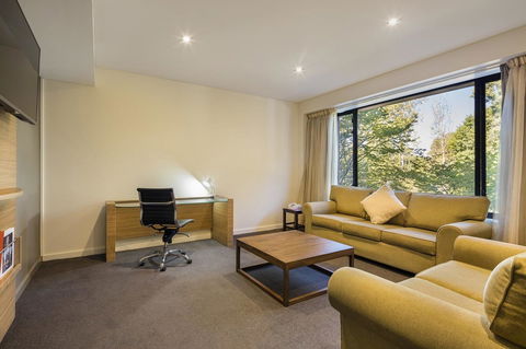 Crowne Plaza Canberra, An IHG Hotel - Accommodation Georgetown 37