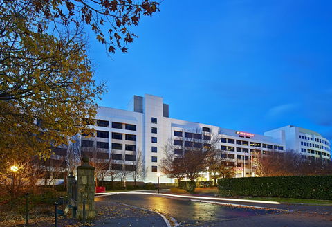Crowne Plaza Canberra, An IHG Hotel - Accommodation Georgetown 1