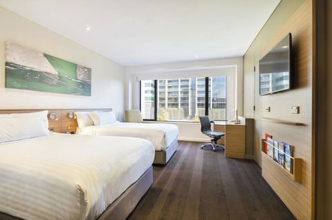 Crowne Plaza Canberra, An IHG Hotel - Accommodation Georgetown 31