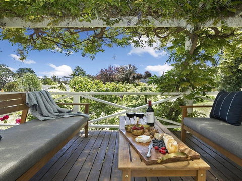 Bourne Cottage - Perfect For All Seasons - Accommodation Georgetown 0