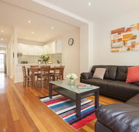 Boutique Stays - Melrose Terrace Townhouse in North Melbourne - Accommodation Georgetown