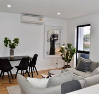 Brand New 2 Bed Apartment with Stunning City Views - Accommodation Georgetown