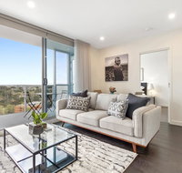Brand New Apartment With Balcony Gym and Sauna - Accommodation Georgetown