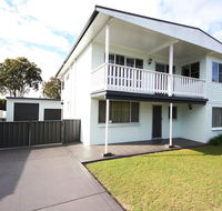 By The Beach at South West Rocks - Accommodation Georgetown