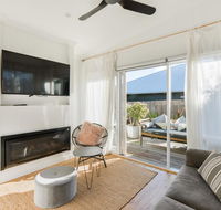 By The Seaside - Accommodation Georgetown