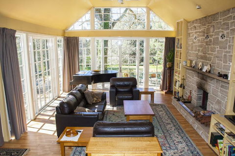 Bygone Beautys Cottages - Bronte Cottage - Accommodation Georgetown 3