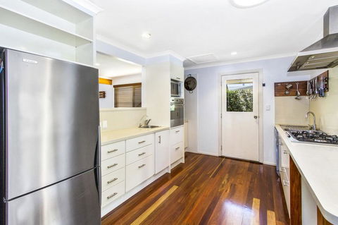 CABARITA BEACH BLISS - HOLIDAY HOME ON THE LAKE - Accommodation Georgetown 1