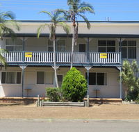 Cabenay 3 - VIEWS ACROSS THE PARK - Accommodation Georgetown
