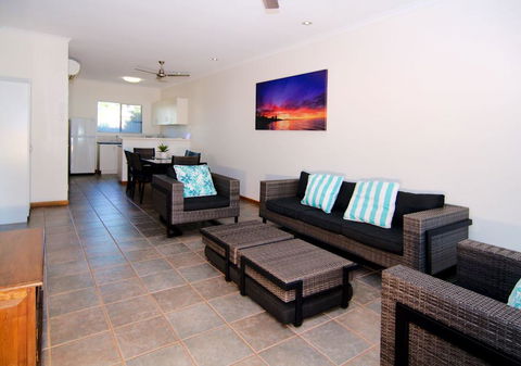 Cable Beach Apartments - Accommodation Georgetown 2