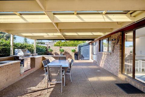 Campbell Avenue, 28 - Accommodation Georgetown 0