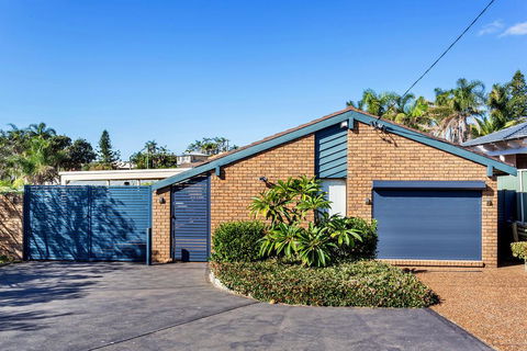 Campbell Avenue, 28 - Accommodation Georgetown 3