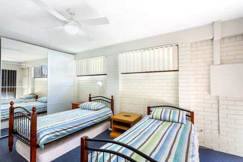 Campbell Avenue, 28 - Accommodation Georgetown 2