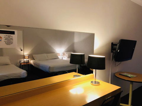 Campbelltown Colonial Motor Inn - Accommodation Georgetown 1