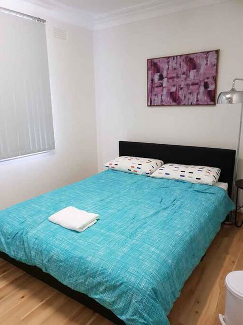 CAMPBELLTOWN HOLIDAY HOME 3 BED + FREE PARKING NCA039 - Accommodation Georgetown 3
