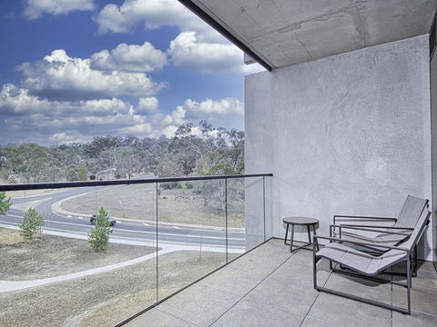 CANBERRA CHIC-hosted By:L'Abode Accommodation - Accommodation Georgetown 1