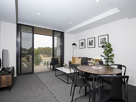 CANBERRA CHIC-hosted By:L'Abode Accommodation - Accommodation Georgetown 0