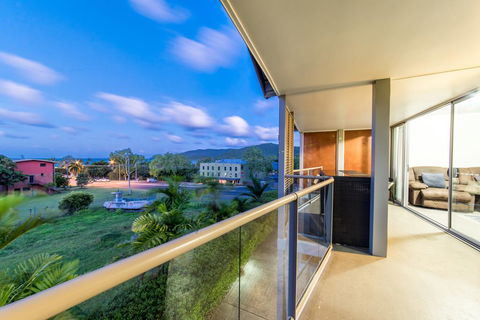 Candlelight - Airlie Beach - Accommodation Georgetown 2