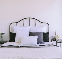 Capitol Executive Apartment on London Circuit - Accommodation Georgetown